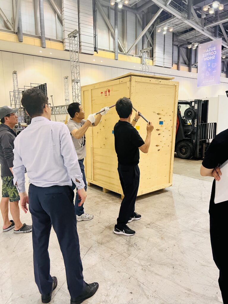 open the box of the RN1S filling sealing machine